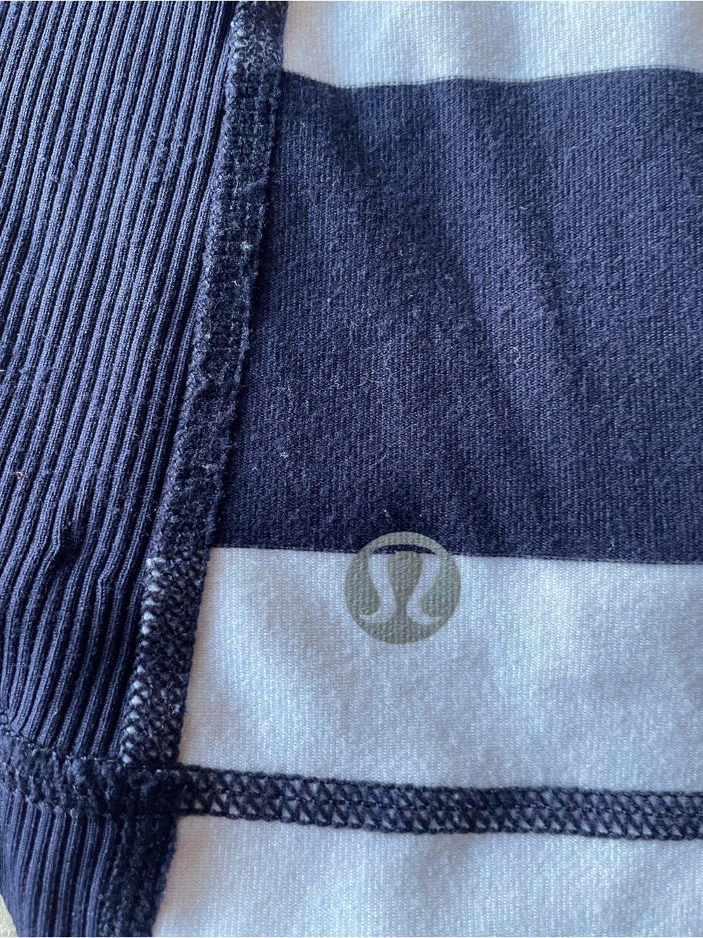 Y2K Lululemon Striped Navy & White Quarter-Zip Pullover Women Size 6 Preppy - Picture 3 of 5